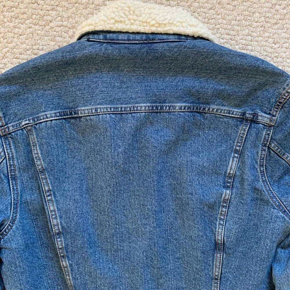 H&M Sherpa Borg Collar Denim Jacket Size S - Picture 6 of 9